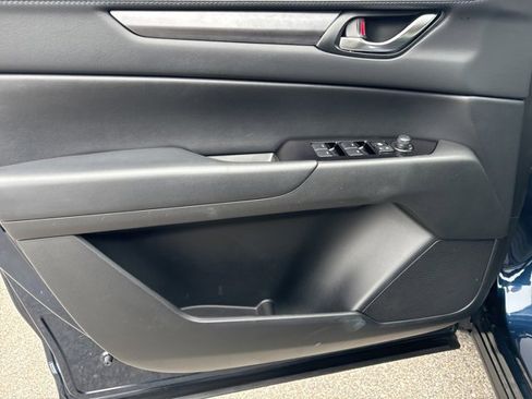 Used 2021 MAZDA CX-5 Touring image 11