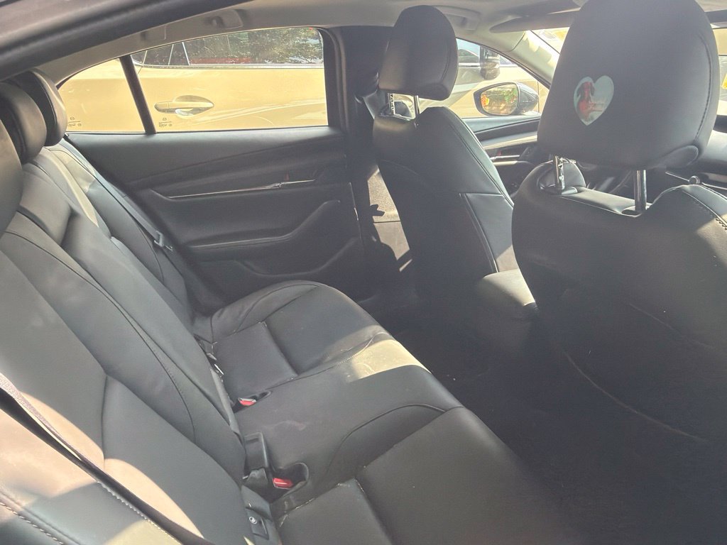Used 2023 MAZDA MAZDA3 s FWD image 4