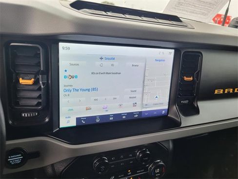 Used 2023 Ford Bronco Badlands image 6