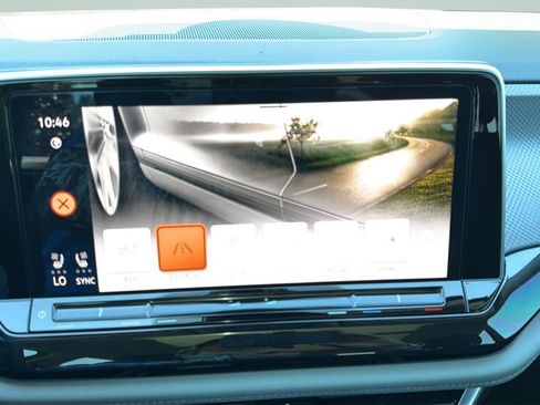 New 2026 Volkswagen Atlas Peak Edition AWD/4WD image 13