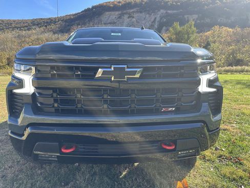 New 2026 Chevrolet Silverado 1500 LT Trail Boss w/ Protection Package image 2