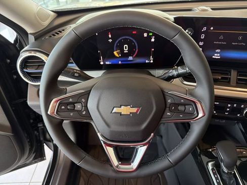 New 2026 Chevrolet Trax LT w/ Sunroof Package image 29