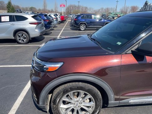 Used 2020 Ford Explorer XLT w/ Equipment Group 202A image 1