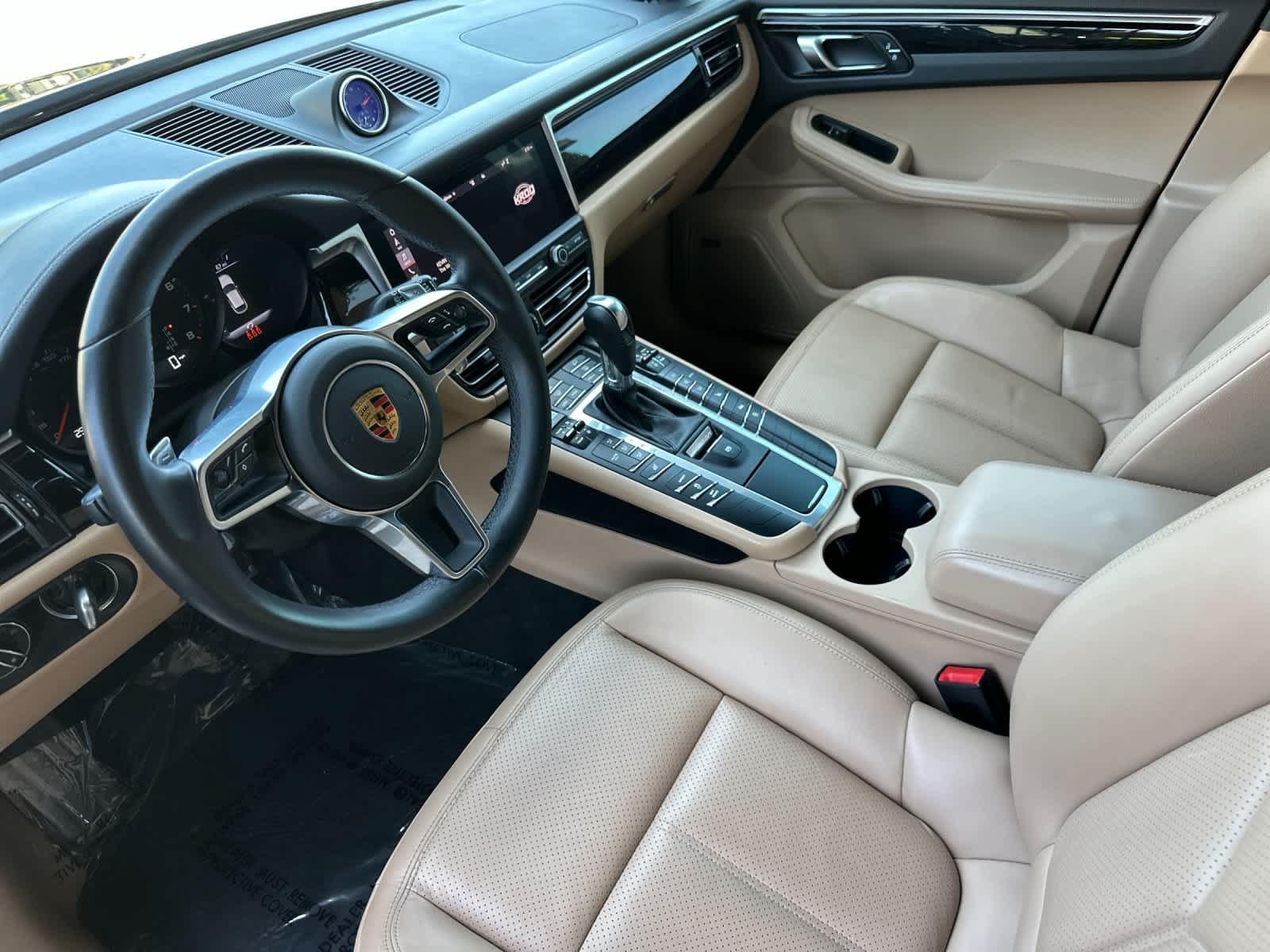 Used 2021 Porsche Macan AWD/4WD image 4