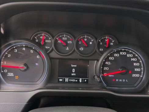 Used 2019 Chevrolet Silverado 1500 Custom w/ Custom Convenience Package AWD/4WD image 21