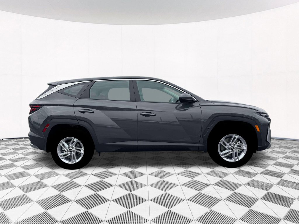 Used 2026 Hyundai Tucson SE AWD/4WD image 11