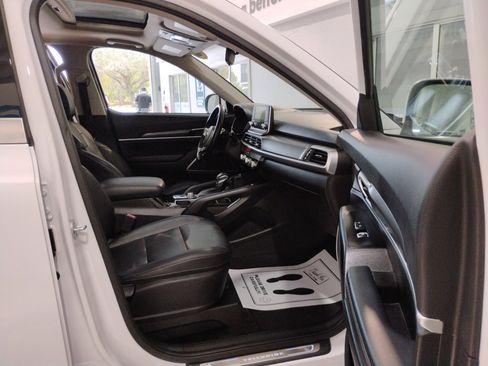 Used 2021 Kia Telluride S image 90
