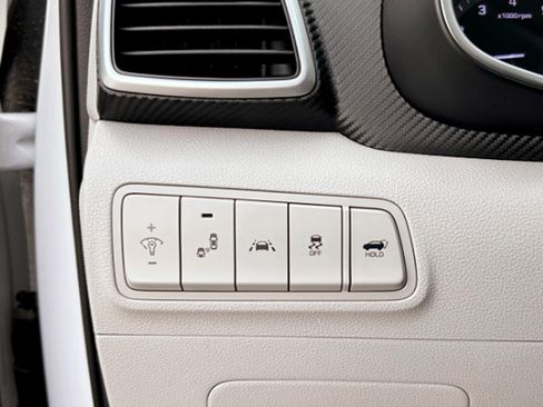 Used 2019 Hyundai Tucson Sport image 12