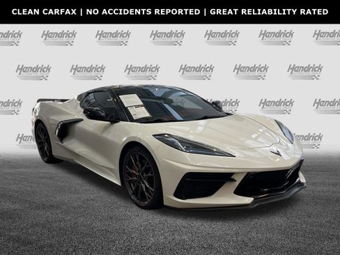 Used 2023 Chevrolet Corvette Stingray Premium Conv w/ Z51 Performance Package RWD image 2