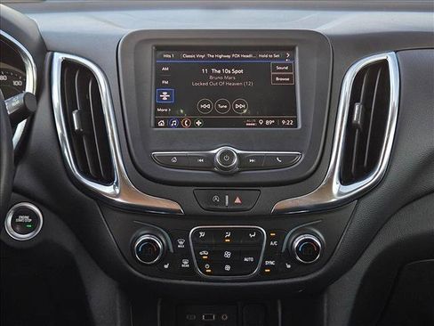 Used 2023 Chevrolet Equinox LT FWD image 12