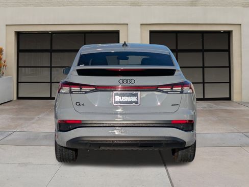 Used 2023 Audi Q4 e-tron Premium image 5