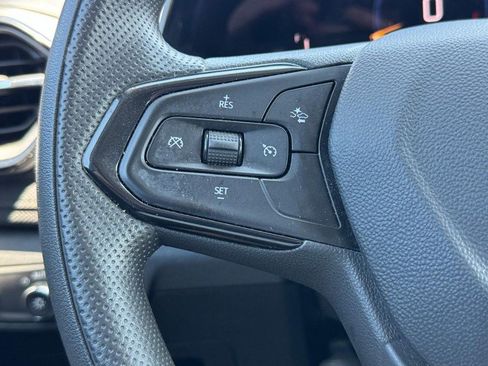 Used 2025 Chevrolet TrailBlazer LS w/ LS Convenience Package FWD image 16