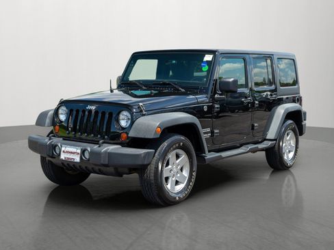 Used 2012 Jeep Wrangler Unlimited Sport AWD/4WD image 3