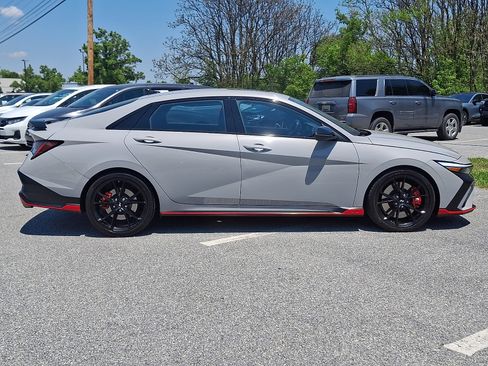 Used 2025 Hyundai Elantra N FWD image 7