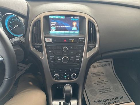 Used 2013 Buick Verano Leather image 10