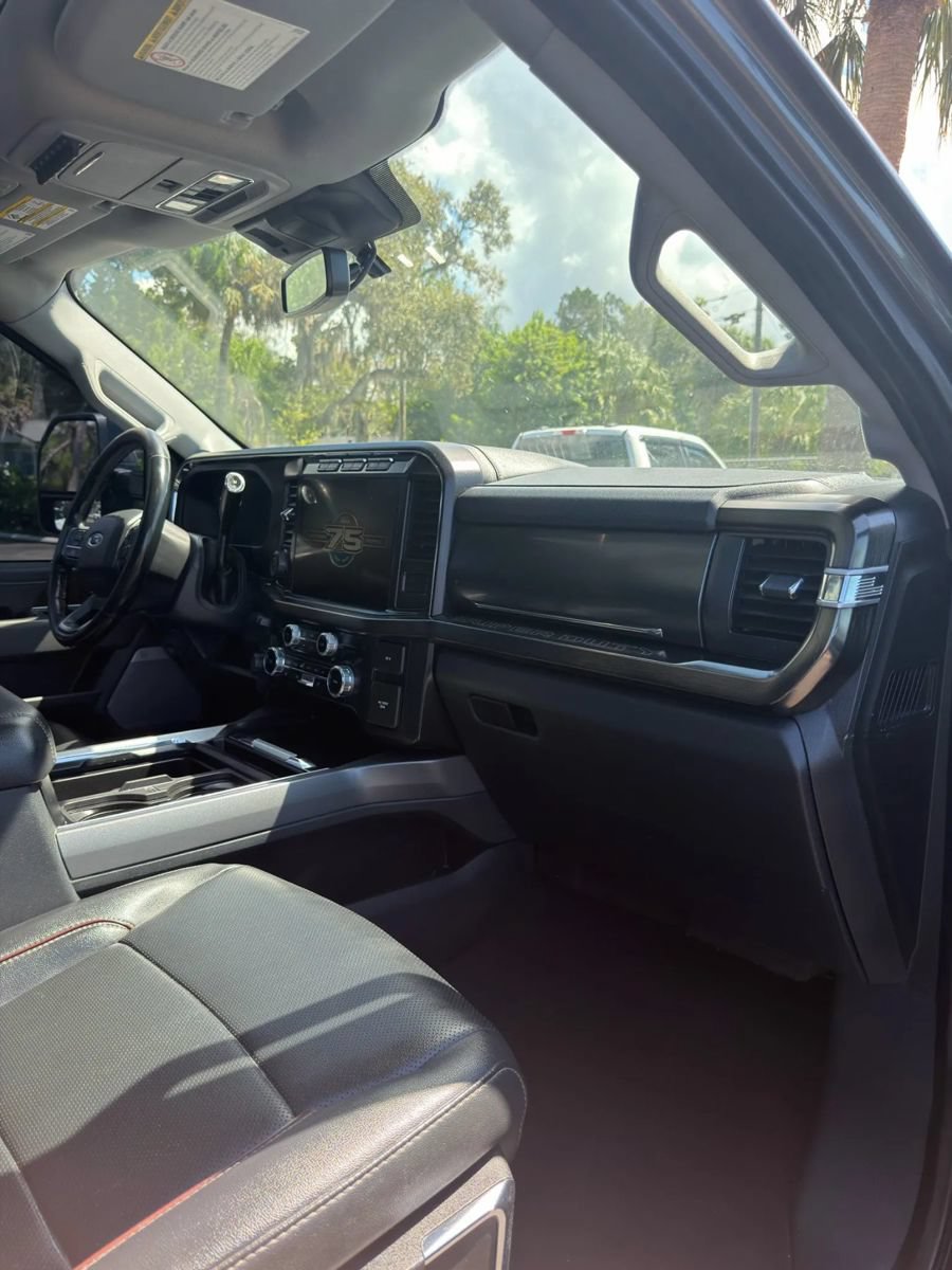 Used 2023 Ford F350 Lariat w/ Lariat Ultimate Package AWD/4WD image 9