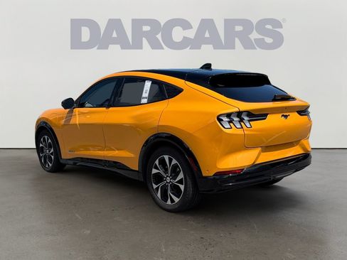 Used 2022 Ford Mustang Mach-E Premium RWD image 5