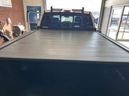 Used 2022 Ford F150 Lariat w/ Equipment Group 502A High image 9