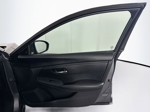 Used 2024 Nissan Sentra SV image 29