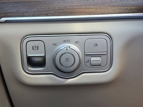 New 2026 Mercedes-Benz GLE 350 4MATIC image 19