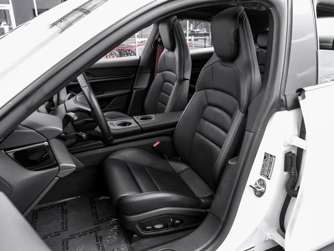 Used 2022 Porsche Taycan image 43