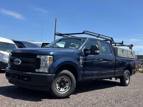 Used 2019 Ford F250 XL w/ Power Equipment Group RWD image 3