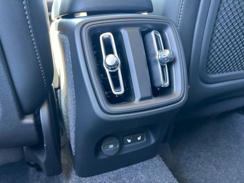 New 2026 Volvo XC40 B5 Plus w/ Climate Package AWD/4WD image 21