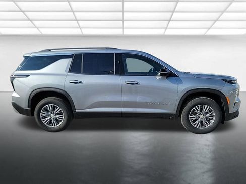 New 2026 Chevrolet Traverse LT w/ Driver Confidence Package image 5