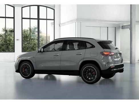 New 2026 Mercedes-Benz GLA 35 AMG 4MATIC image 32
