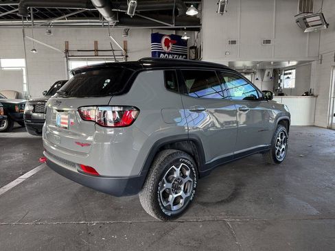 Used 2022 Jeep Compass Trailhawk w/ Trailhawk Convenience Group image 15