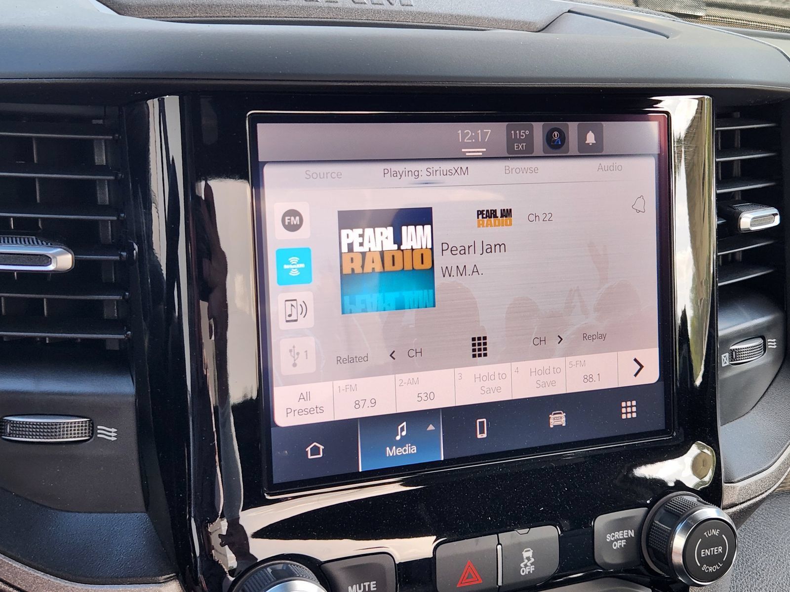 New 2027 RAM 3500 Tradesman AWD/4WD image 17