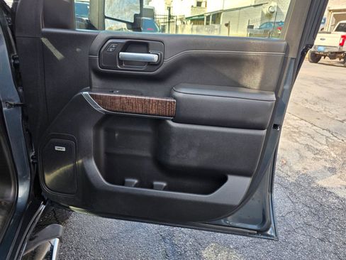 Used 2020 GMC Sierra 3500 Denali image 36