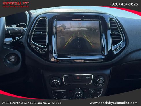 Used 2019 Jeep Compass Limited image 22