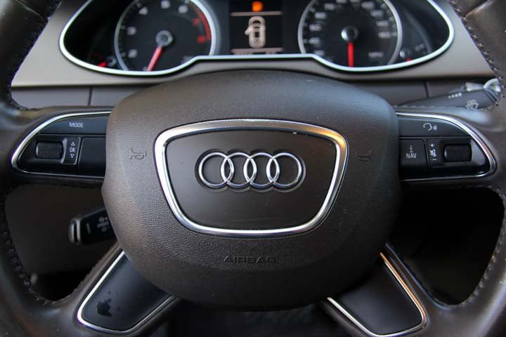 Used 2013 Audi A4 2.0T Premium w/ Convenience Pkg AWD/4WD image 4
