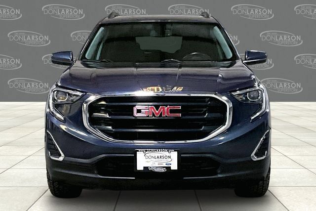 Used 2019 GMC Terrain SLE w/ Driver Convenience Package FWD image 2
