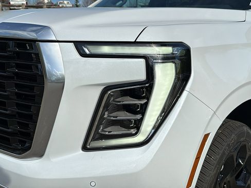 New 2026 GMC Yukon XL Denali AWD/4WD image 4