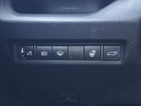 Used 2021 Toyota RAV4 XLE w/ Convenience Package AWD/4WD image 21