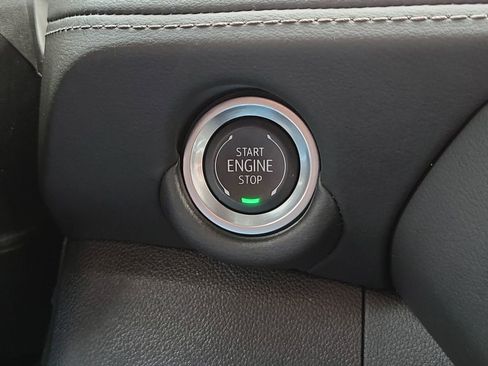 Certified 2025 Chevrolet Tahoe LT image 17