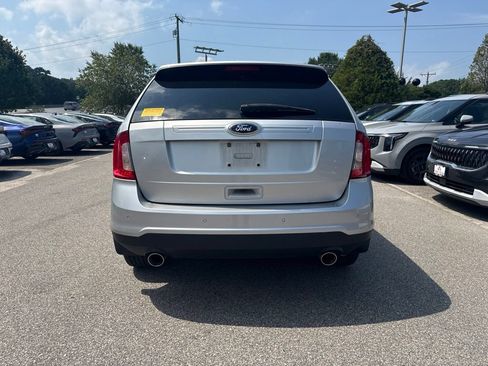 Used 2014 Ford Edge SE w/ Equipment Group 101A FWD image 4