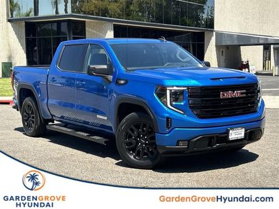 Used 2023 GMC Sierra 1500 Elevation