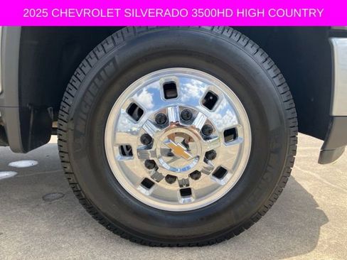 Used 2025 Chevrolet Silverado 3500 High Country w/ High Country Premium Package image 10