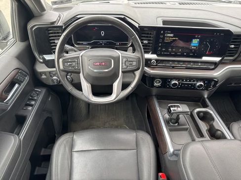 Used 2023 GMC Sierra 1500 SLT w/ SLT Convenience Package AWD/4WD image 5