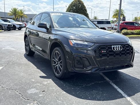 Used 2024 Audi SQ5 Prestige AWD/4WD image 12