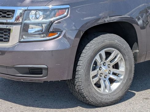 Used 2015 Chevrolet Tahoe LS image 9