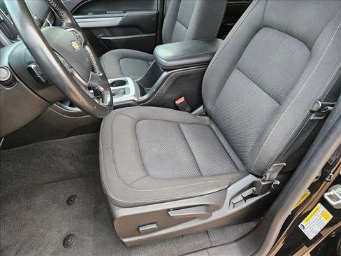 Used 2021 Chevrolet Colorado LT image 15
