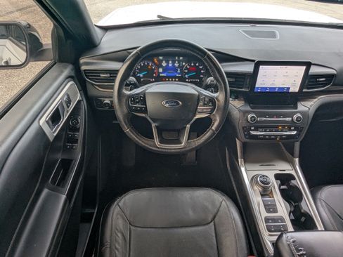 Used 2020 Ford Explorer Limited RWD image 19