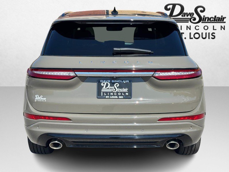 Certified 2025 Lincoln Corsair Grand Touring AWD/4WD image 4