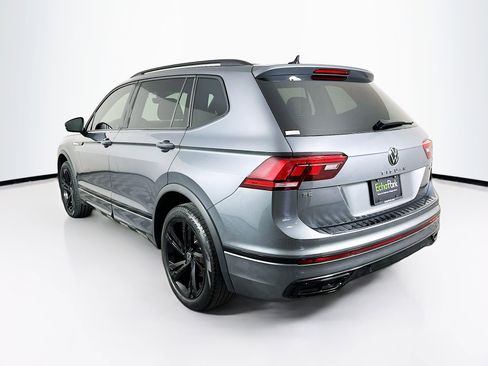 Used 2023 Volkswagen Tiguan SE R-Line AWD/4WD image 5