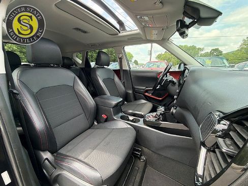 Used 2020 Kia Soul GT-Line Turbo FWD image 17