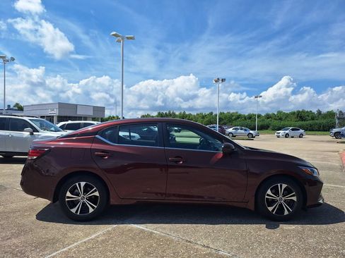 Used 2023 Nissan Sentra SV FWD image 4